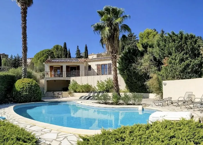 Ella Ella Vakantiehuis Beaufort (Herault)